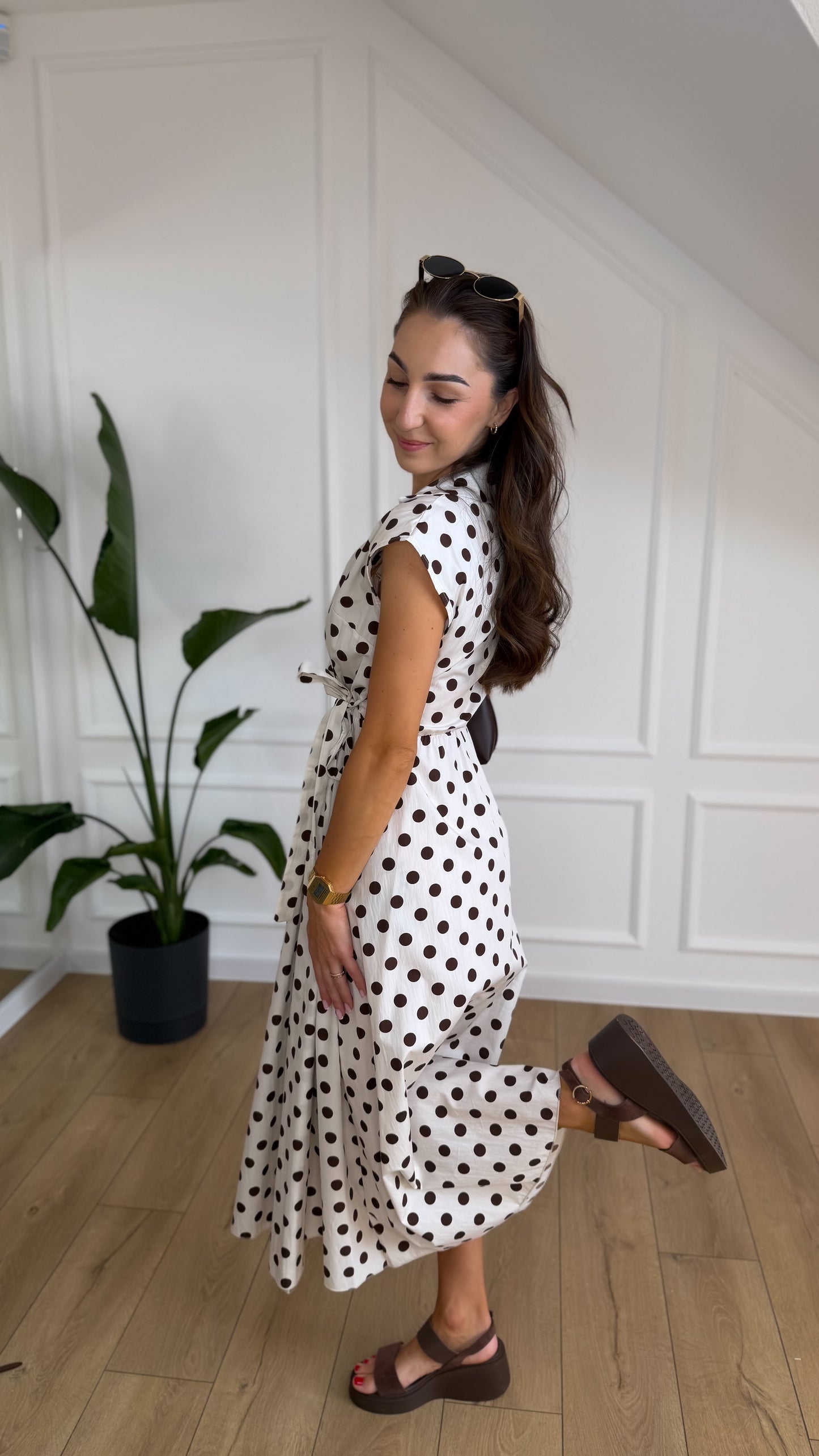 Sukienka DOTTY - ecru w czekoladowe grochy